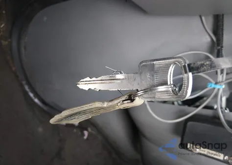 2011 Ford E-350 Super Duty Commercial z USA, uszkodzony, nr VIN 1FTSE3EL0BDB39166